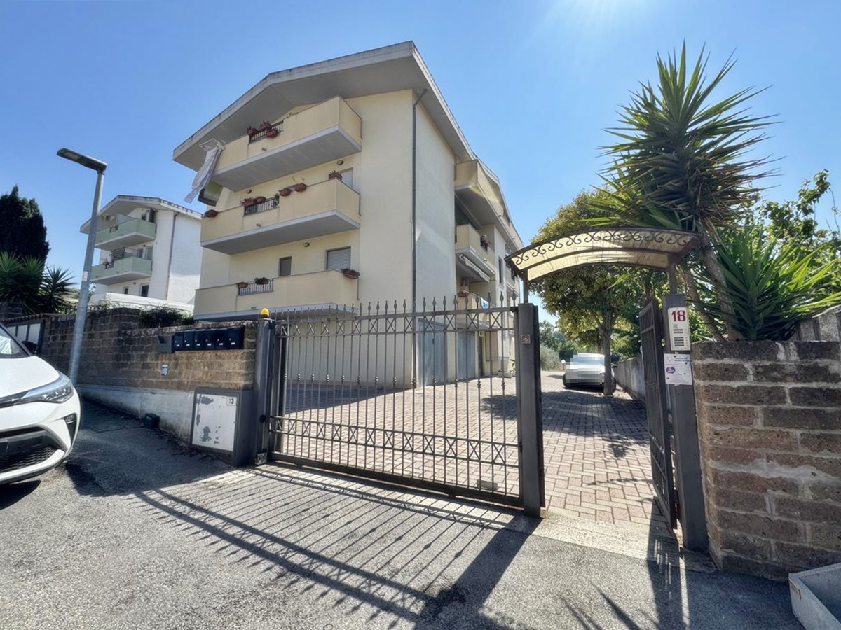 Realizza Casa - Montesilvano-duplex con garage001