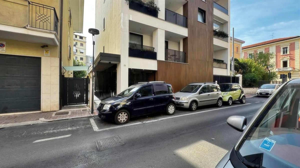 Realizza Casa - Garage Pescara005