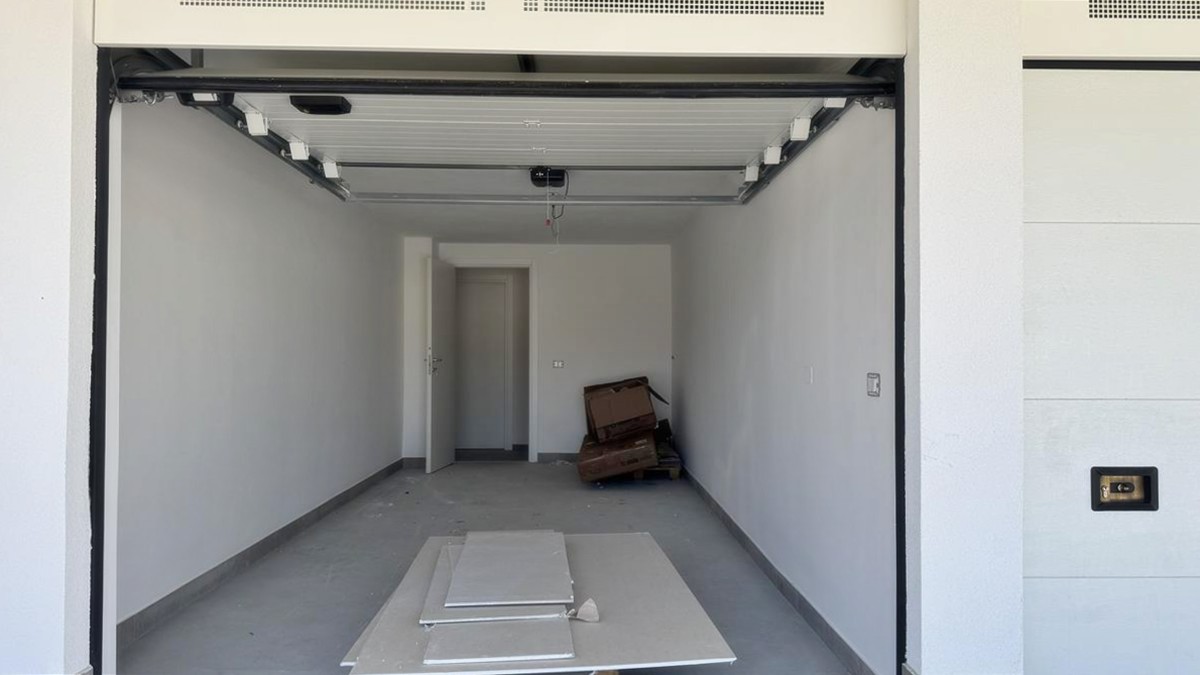 Realizza Casa - Garage nuovo Montesilvano002